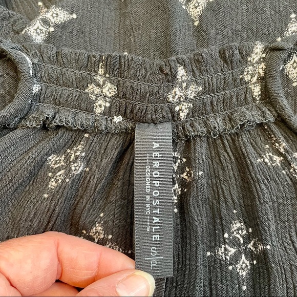 3/$25 Aeropostale Black Diamond Racerback Rayon Cropped Swing Tank Women’s Small - Picture 10 of 11